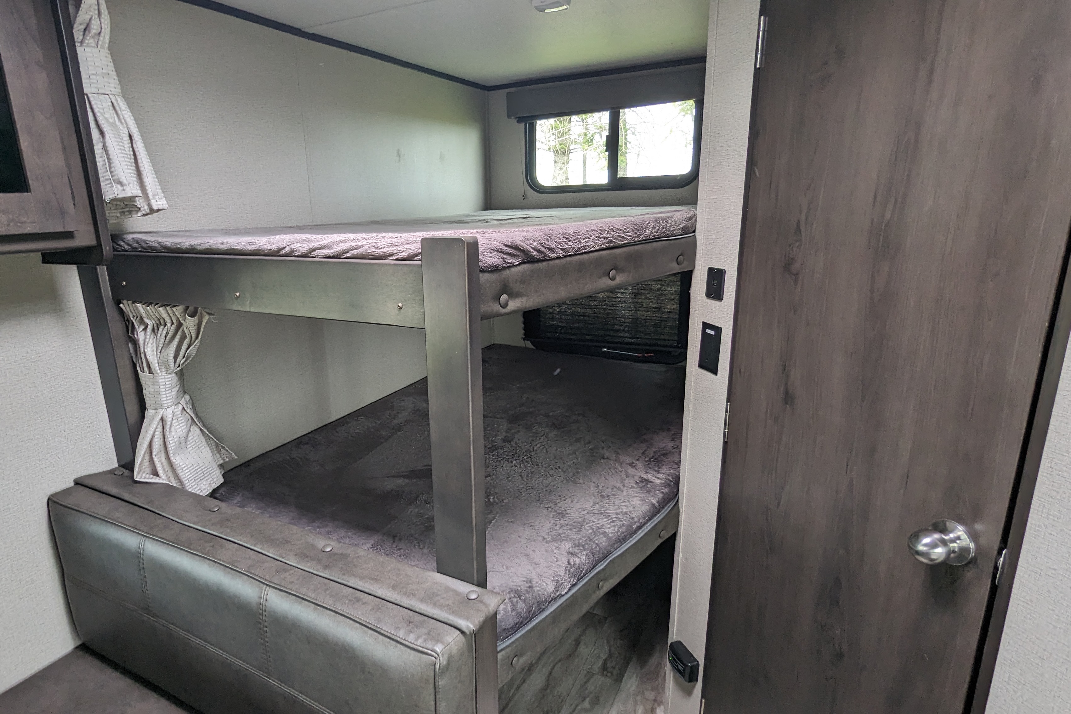 Colin's Grand Design 247BH Travel Trailer