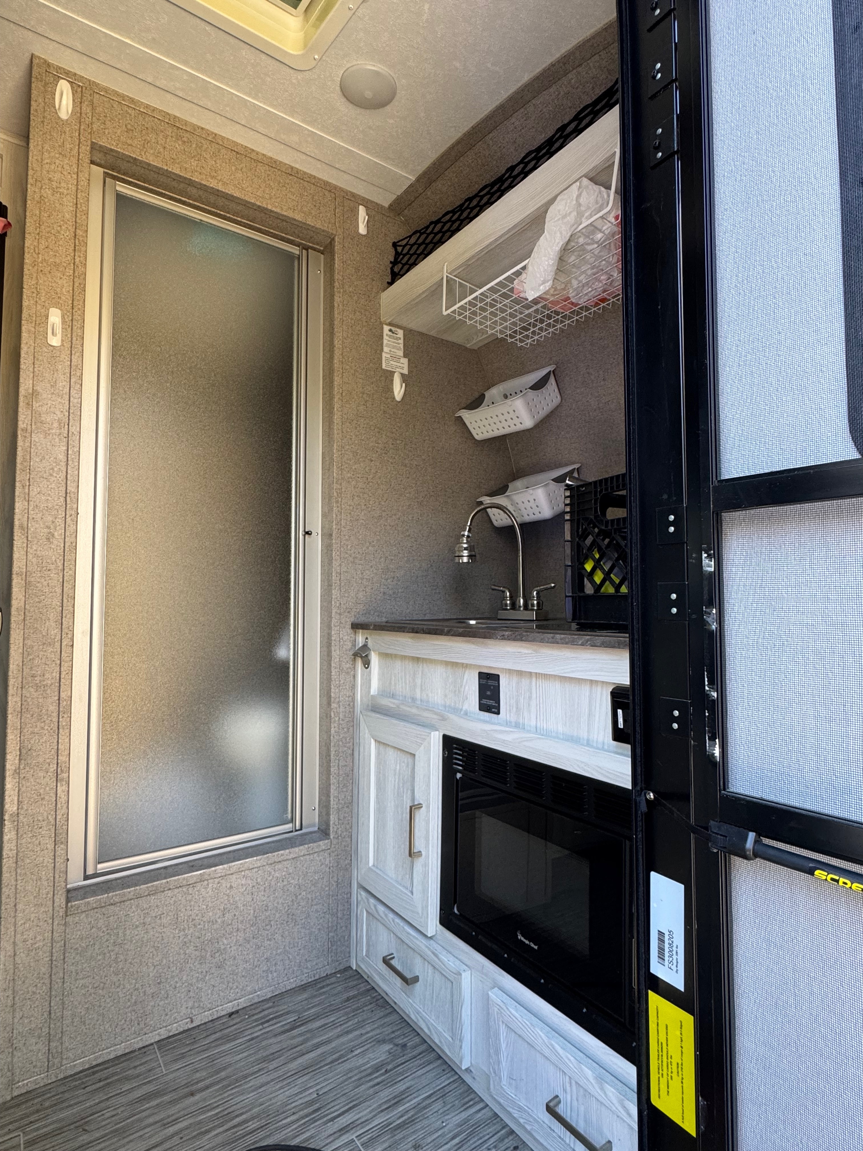Reva's Flagstaff Epro Travel Trailer