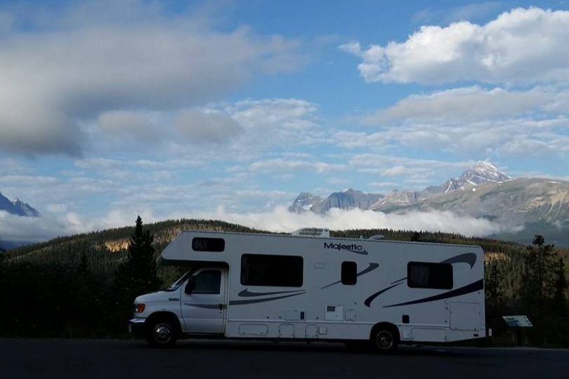 29ft, Sleeps 8, best for big family vacation