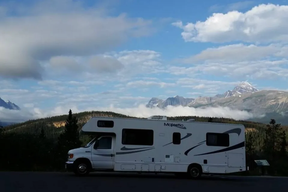 29ft, Sleeps 8, best for big family vacation