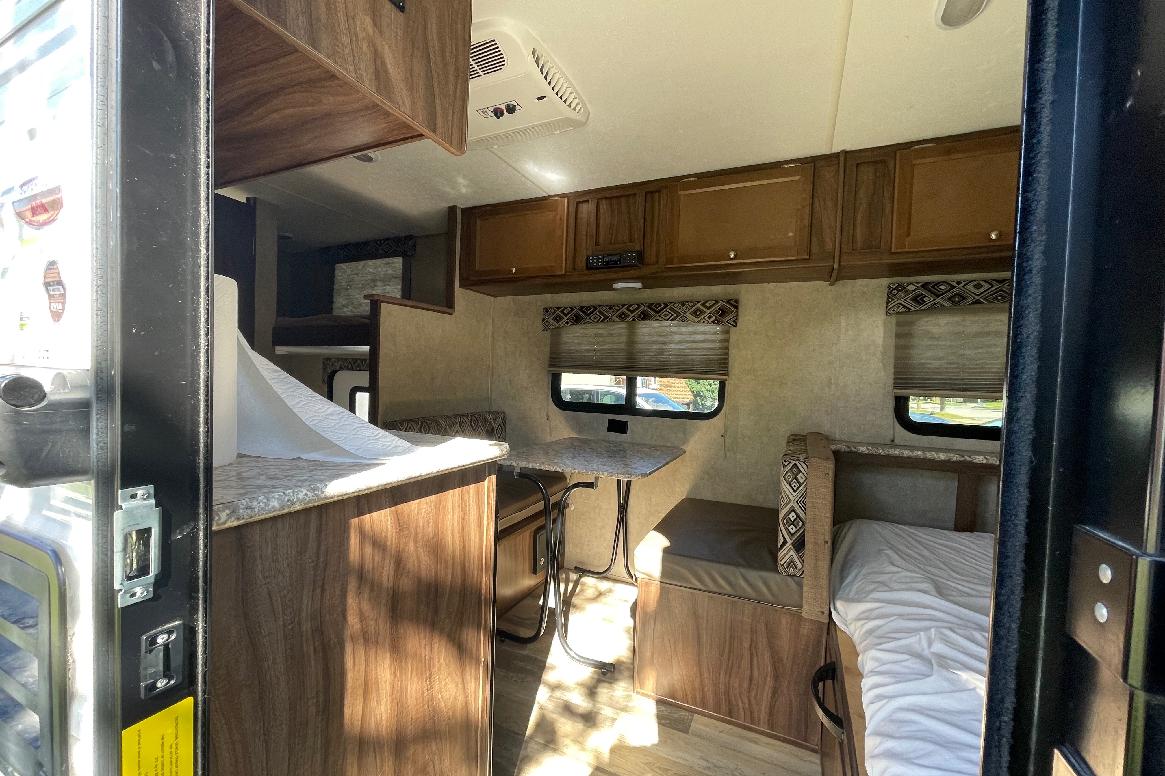 Coachmen clipper Travel Trailer