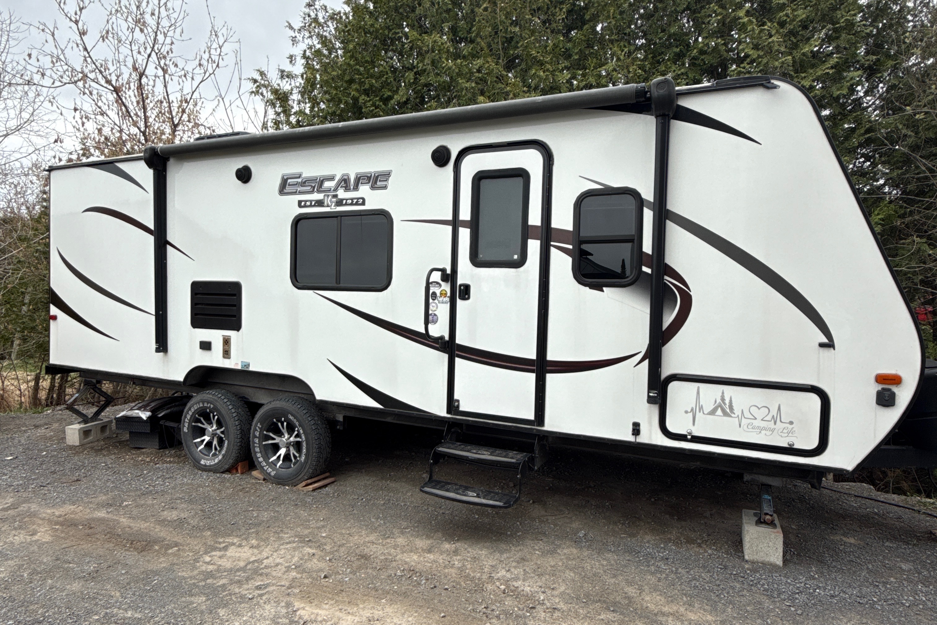 Country Side KZ Escape E231BH Travel Trailer