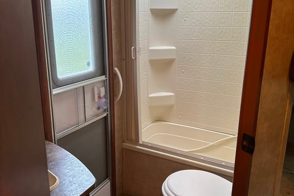 A&B Family Friendly Winnebago