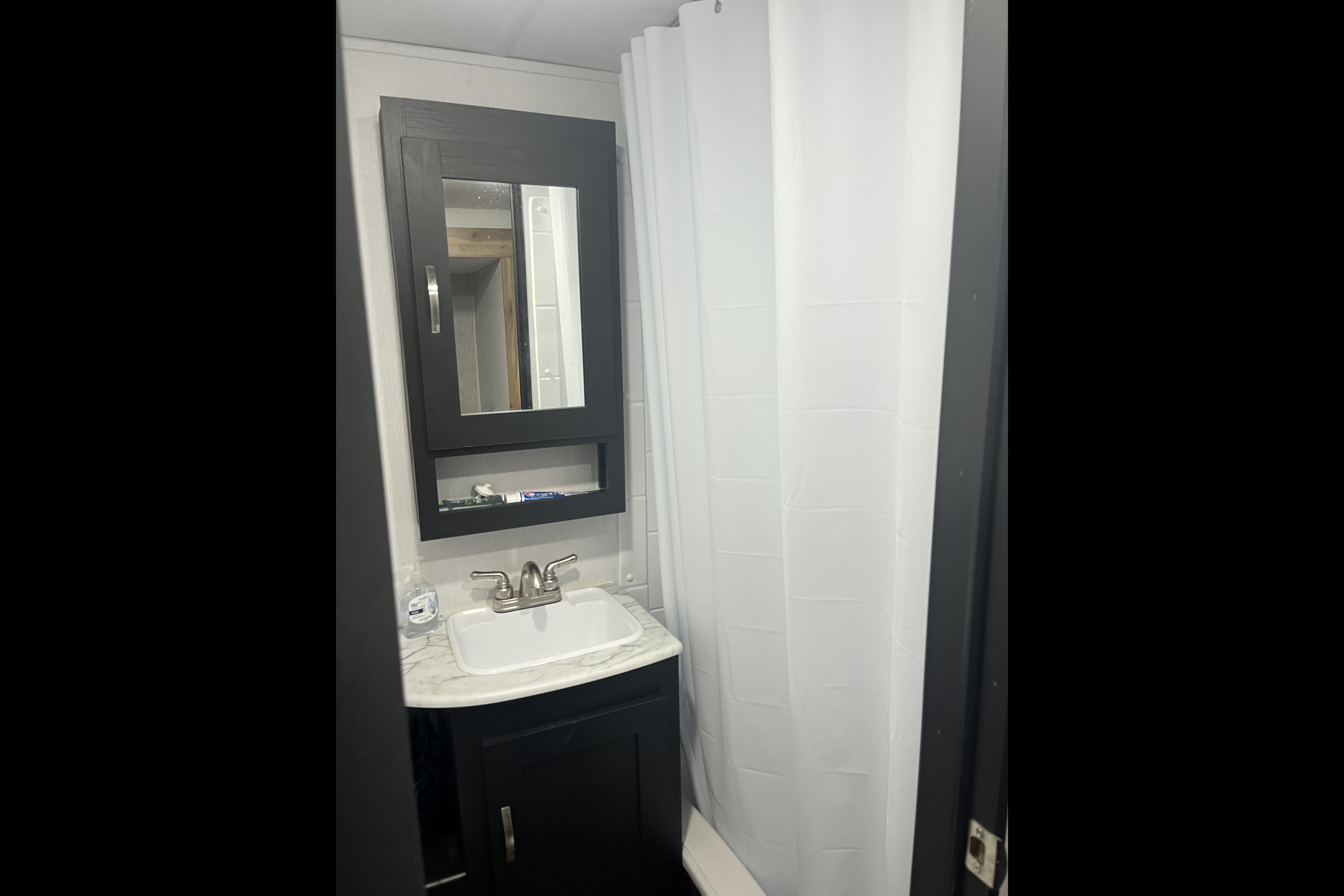 2022 Freedom Express 29SE TT Sleeps up to 10!