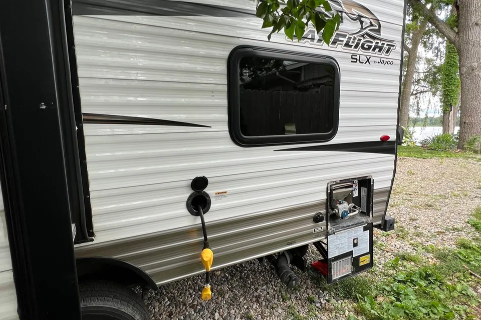 April's Travel Trailer - 10" Serta Memory Foam Queen Mattress