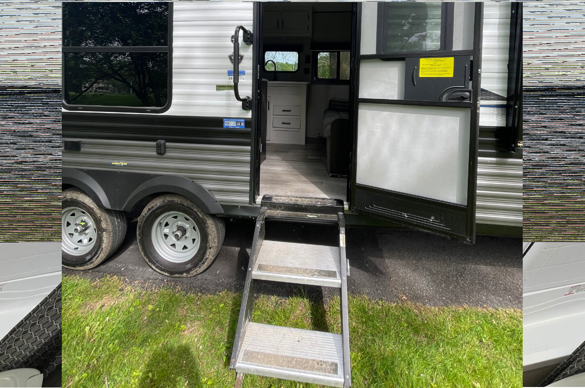 Zeus, the 2022 Bunkhouse!