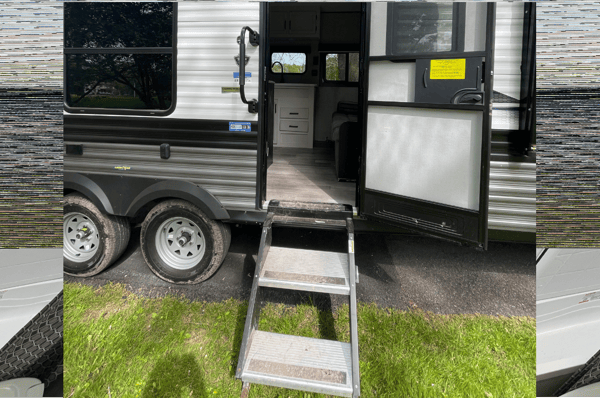 Zeus, the 2022 Bunkhouse!