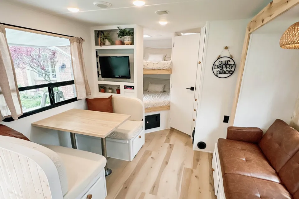 Mikki's Shasta Flyte Trailer