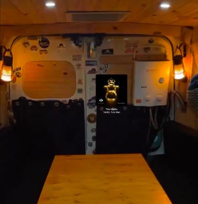 Marc-André's Nissan NV 2500 Class B