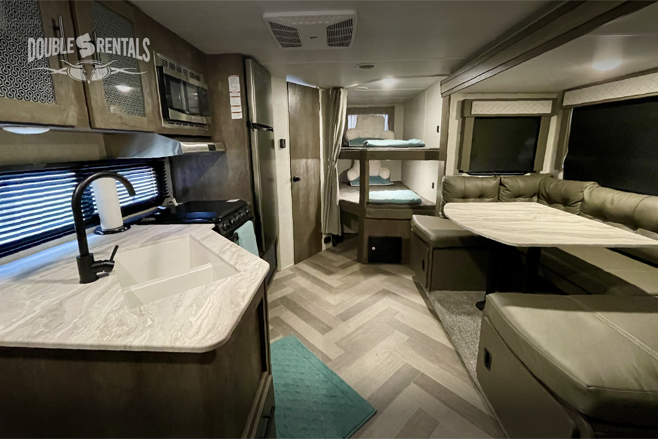 WILDWOOD X-LITE Bunkhouse w/ Keyless Entry, Private Master & Elec Fireplace