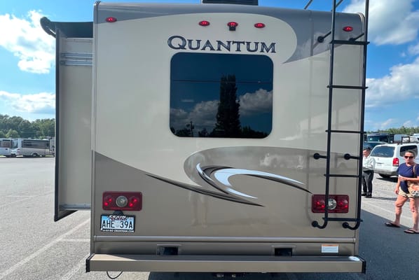 Luxury Trails: Thor Quantum WS31 Adventure Haven