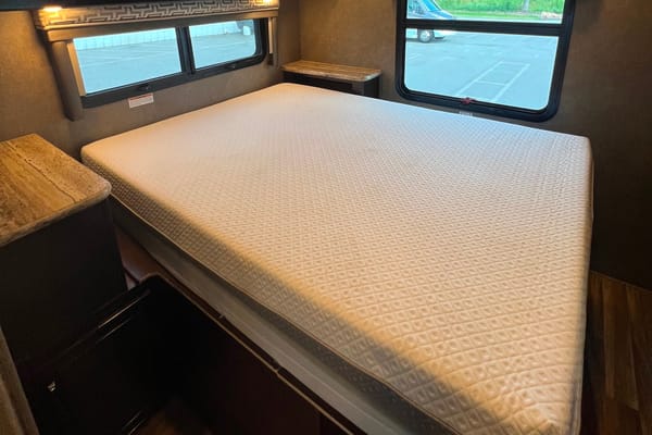 Luxury Trails: Thor Quantum WS31 Adventure Haven