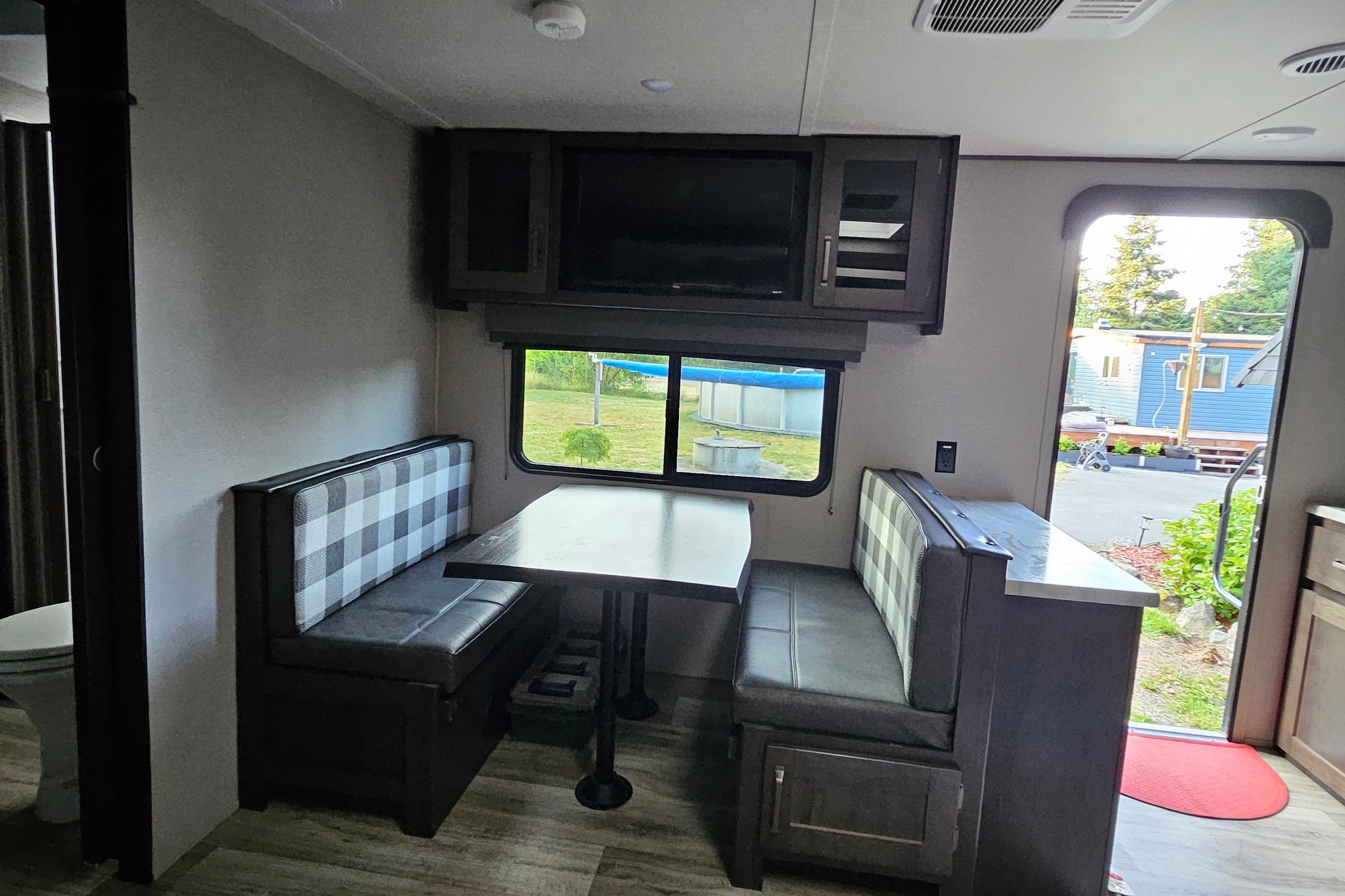 Minky and Mulani's Grand Design Transcend Xplor Travel Trailer