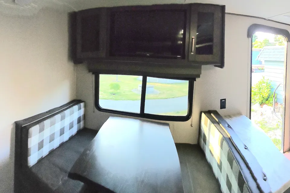 Minky and Mulani's Grand Design Transcend Xplor Travel Trailer