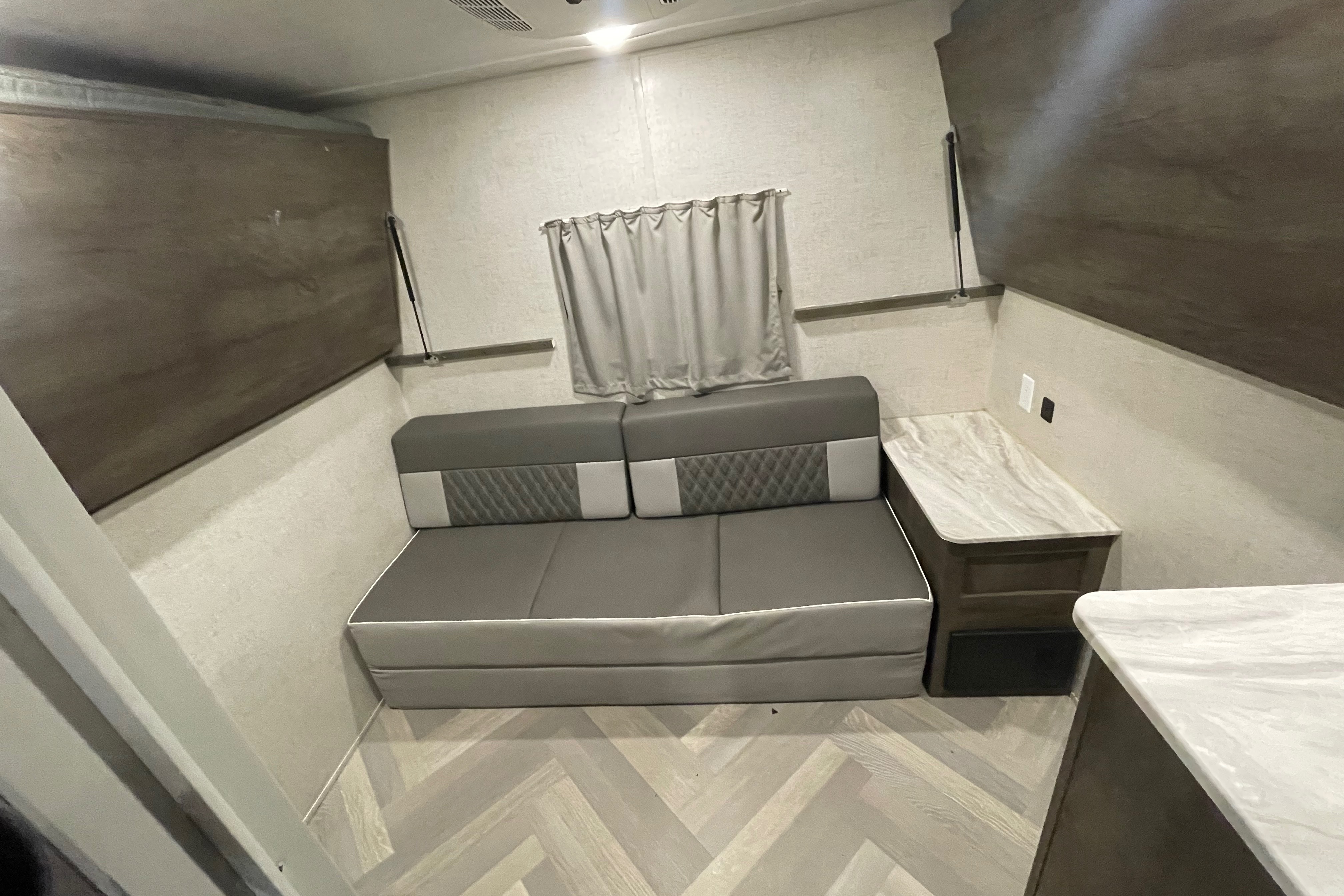 Noble's Forest River Wildwood x-lite Travel Trailer