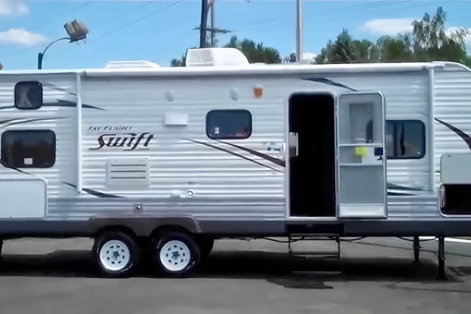Jayco Swiftie (RENOVATED)