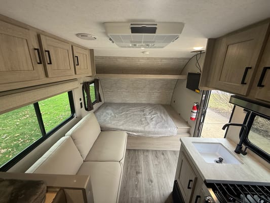 Bryan's Coachmen Catalina Summit Series 7 164bhx Travel Trailer