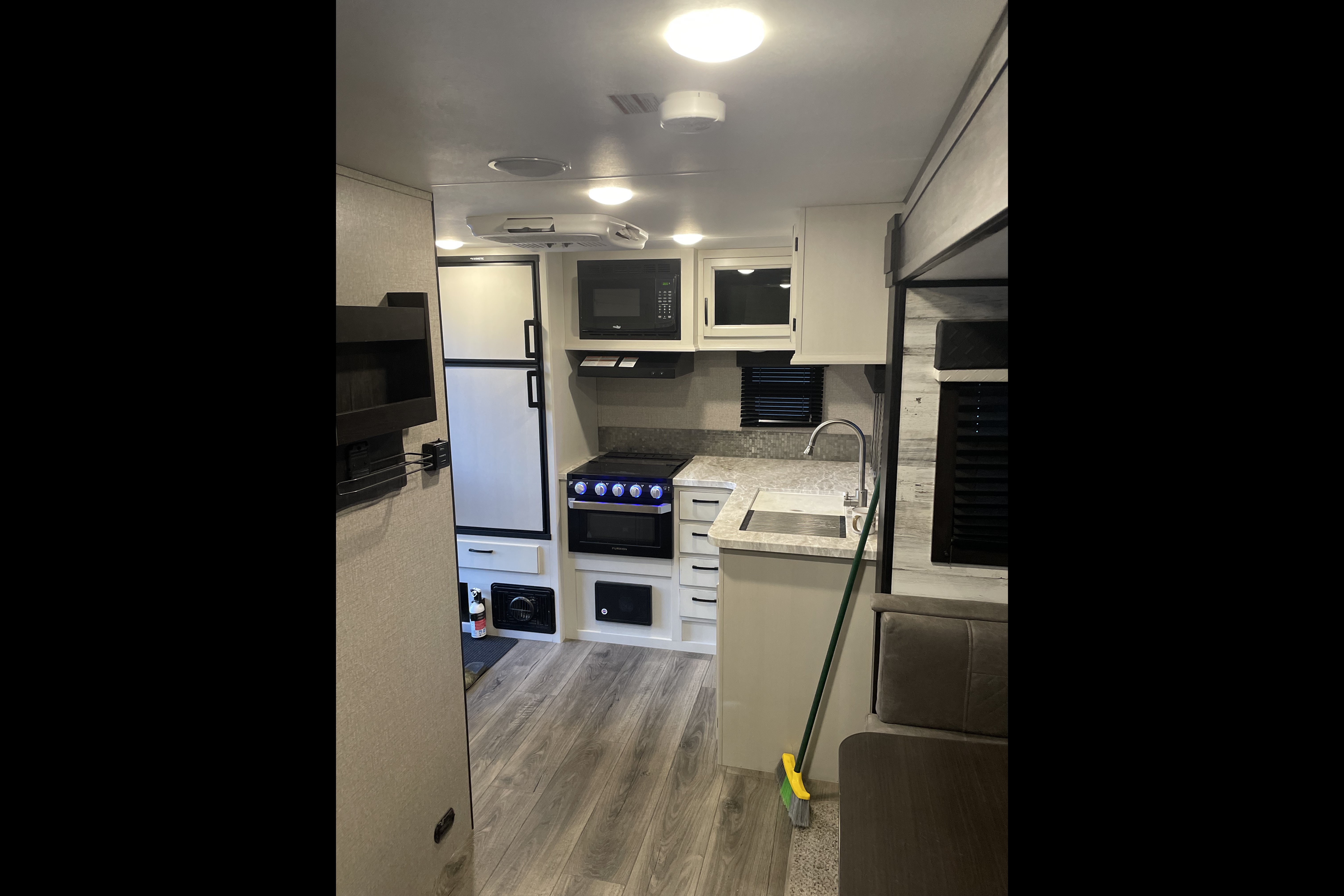 Cabin on wheels