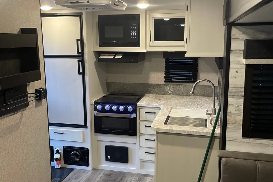 Cabin on wheels