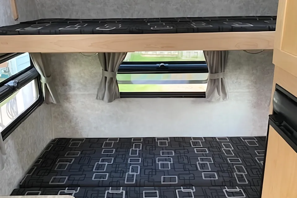 Easy Tow Prolite Evasion 16 Travel Trailer