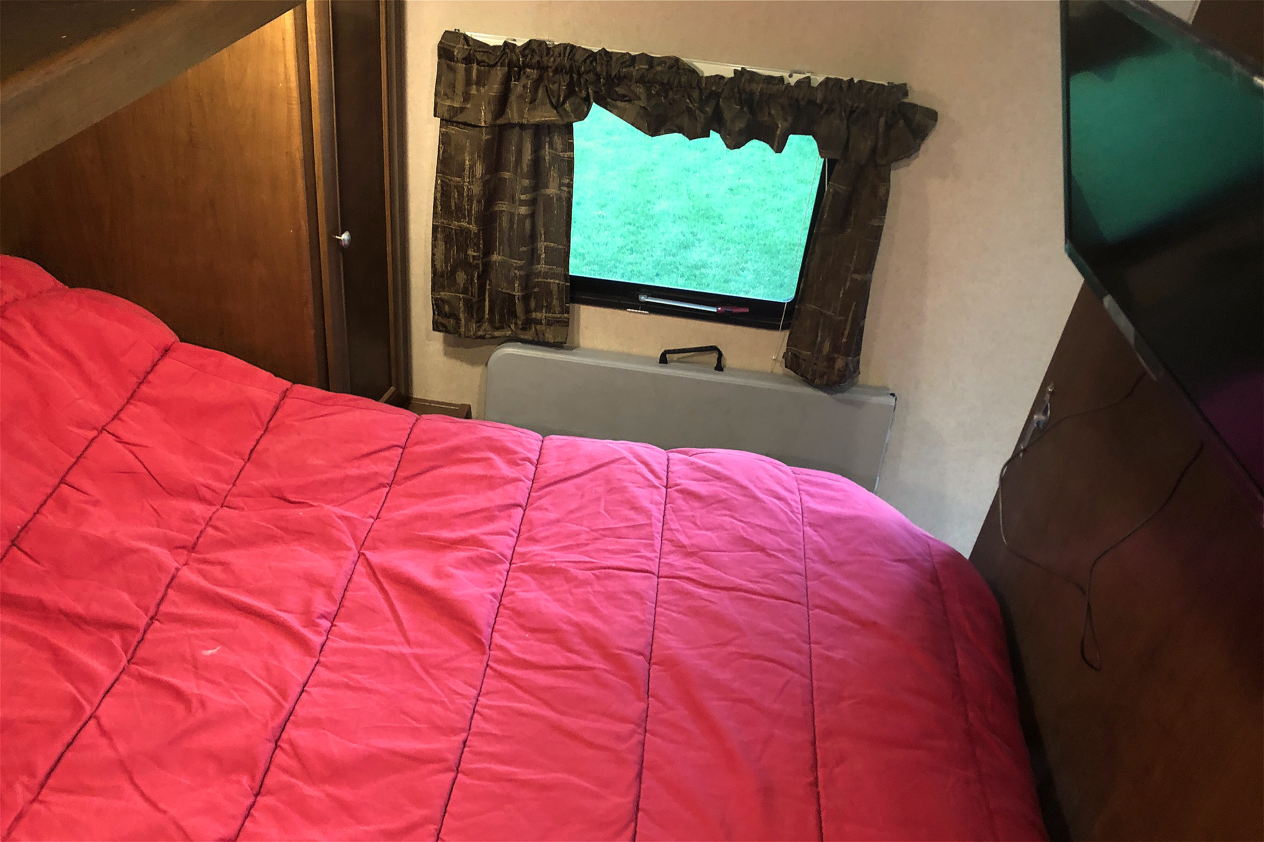 2016 Shasta Flyte 3150k Bunk Model