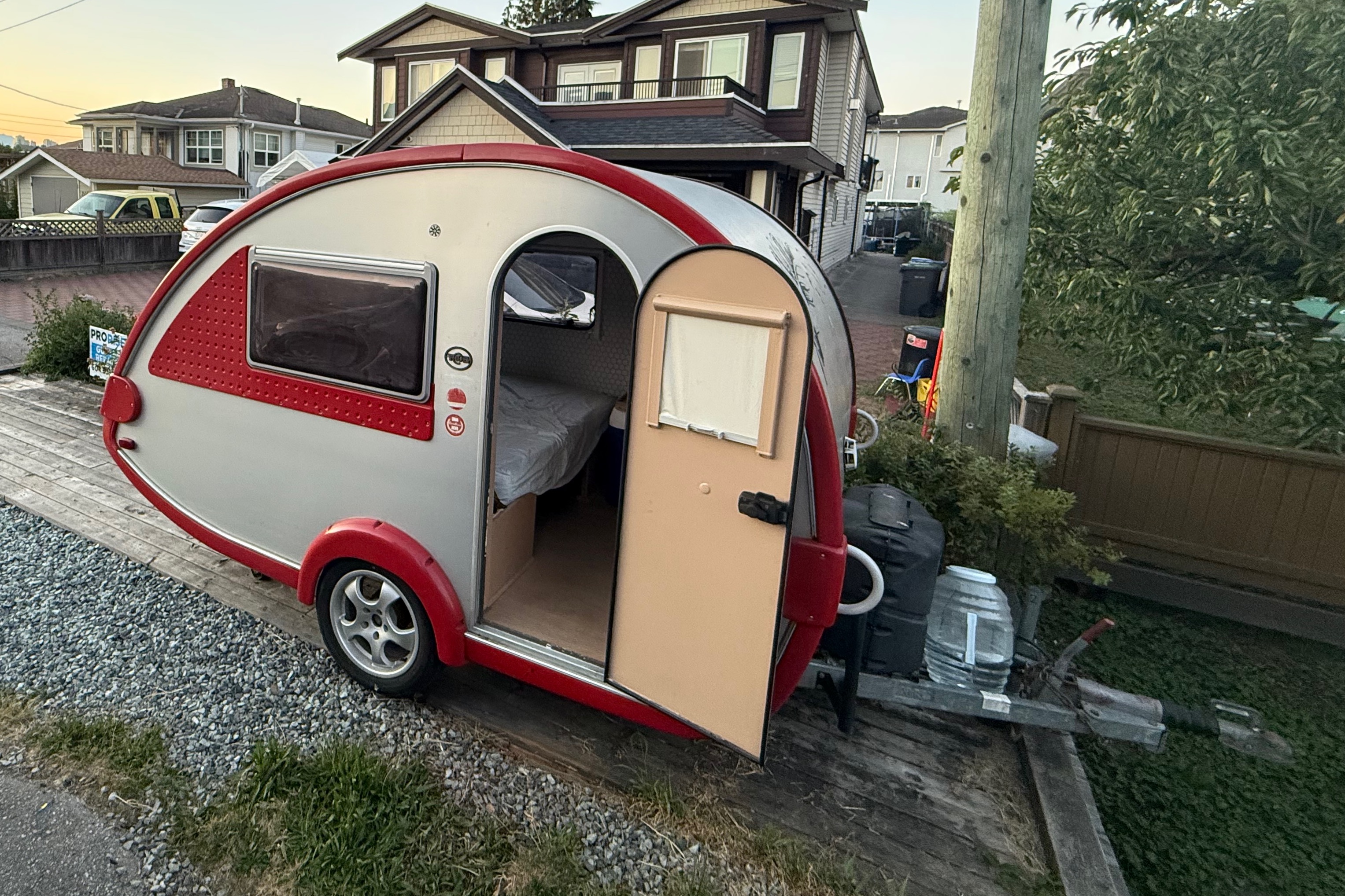 Valentin's nuCamp Tab 320 Micro Trailer