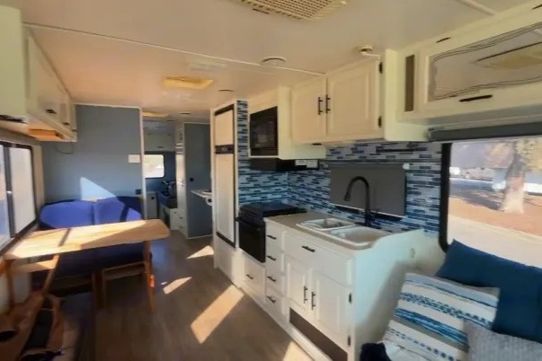Beautiful Wheelchair Accessible Motorhome