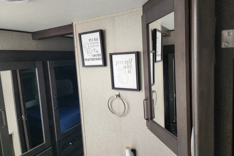 Corey's 2022cGrand Design 28 BH Fifth Wheel