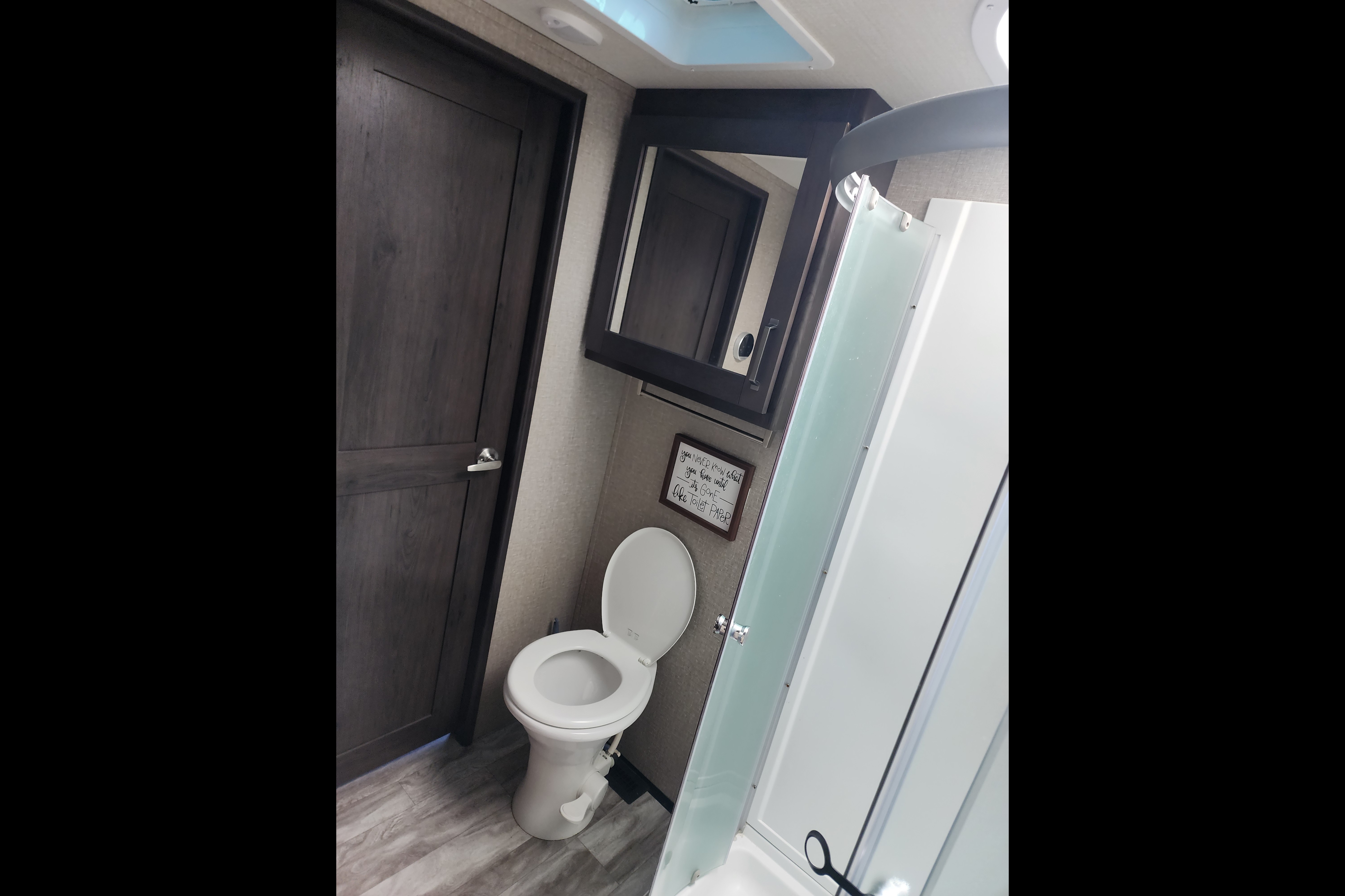 Corey's 2022cGrand Design 28 BH Fifth Wheel