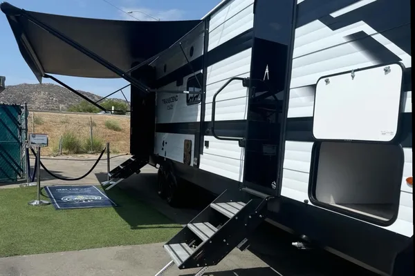 2024 Transcend Travel Trailer Ft.2 Bathrooms!