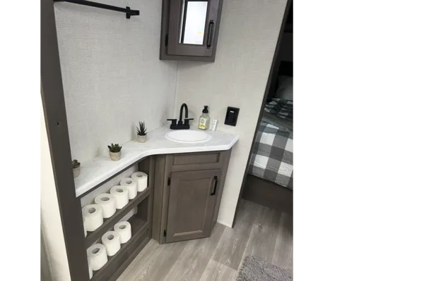 2024 Transcend Travel Trailer Ft.2 Bathrooms!