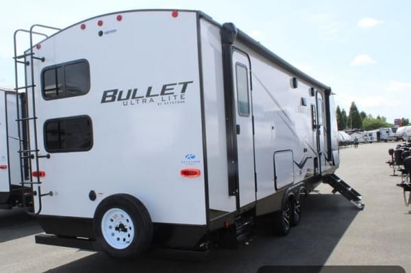 Family Keystone 290BHSWE Travel Trailer
