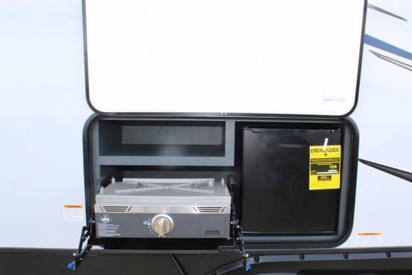 Family Keystone 290BHSWE Travel Trailer