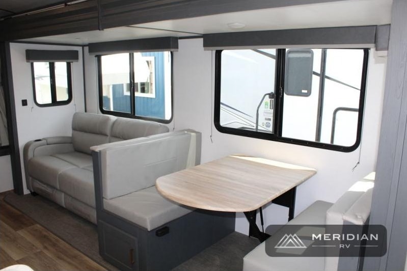 Family Keystone 290BHSWE Travel Trailer