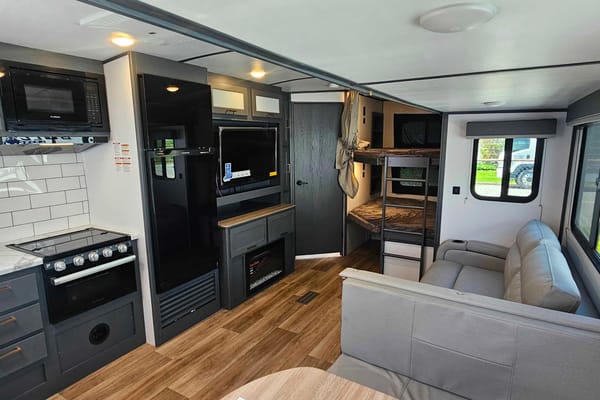 Family Keystone 290BHSWE Travel Trailer
