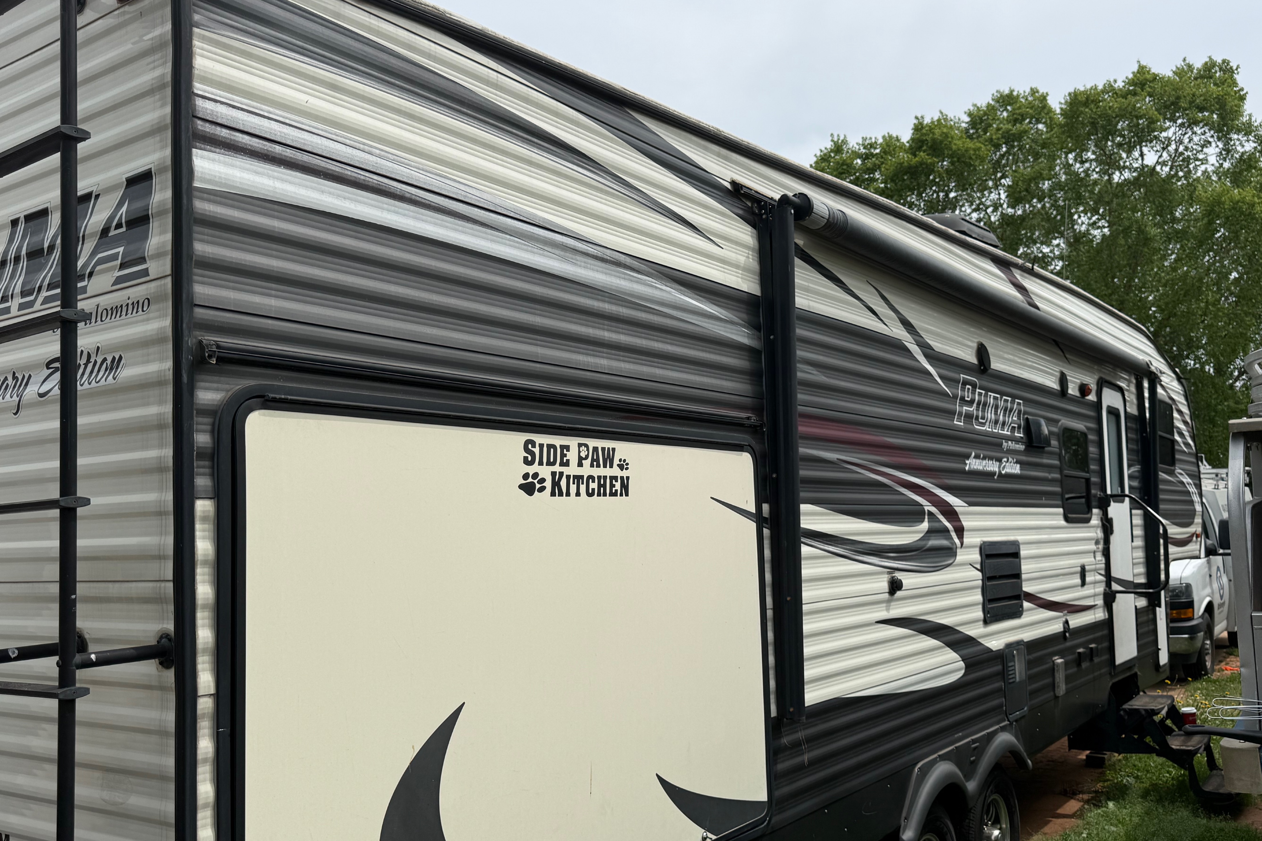 Shane's Palomino Puma Fifth Wheel