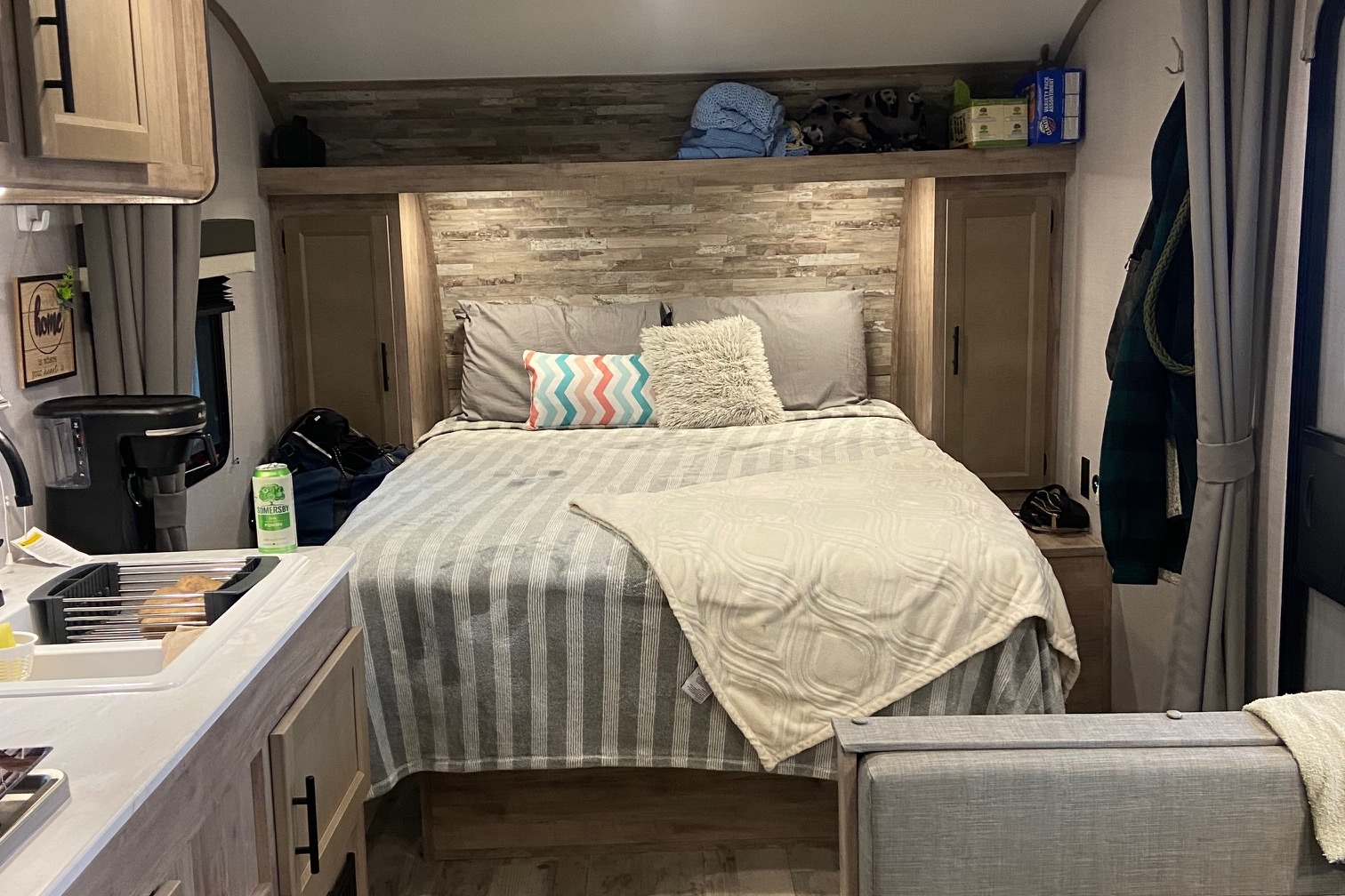 C & A GrandRiver 25BH Travel Trailer