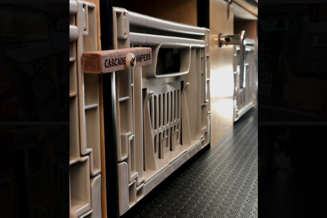 Santa Cruz Camper Van! Fully Stocked & Cozy Adventures w/ "Sampaio!" 