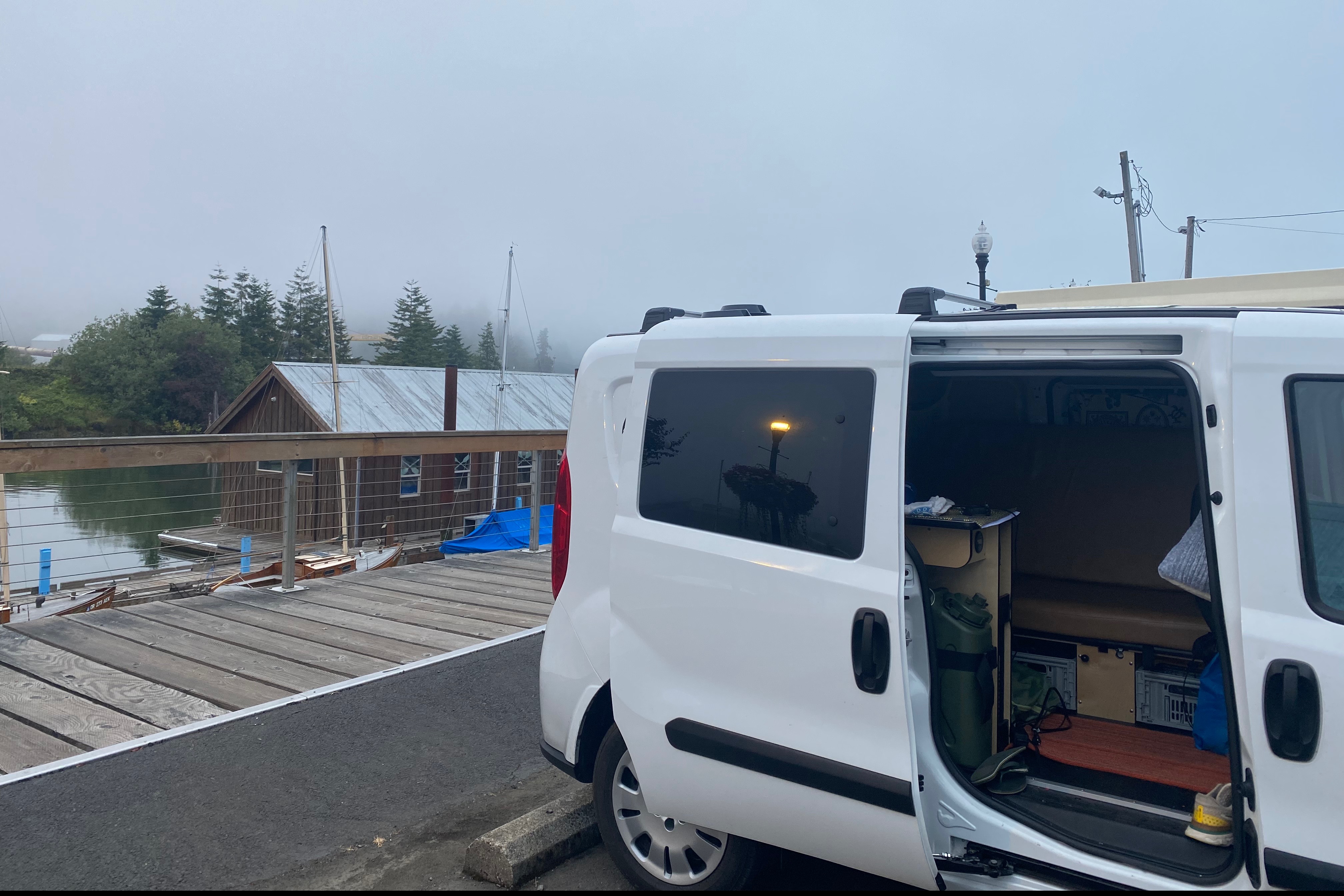 Santa Cruz Camper Van! Fully Stocked & Cozy Adventures w/ "Sampaio!" 