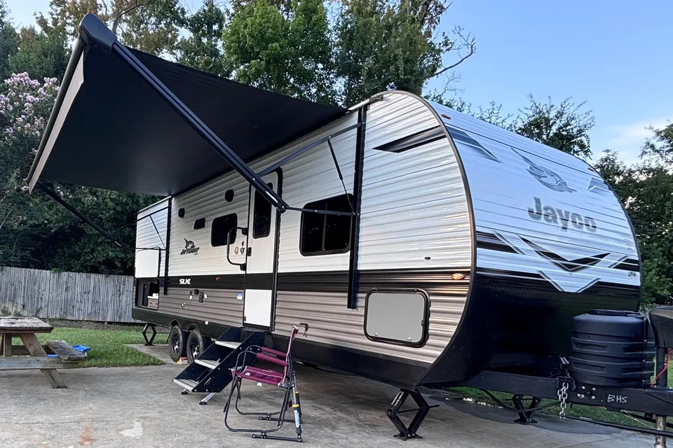 Jennifer's Jayco 261 BHS Travel Trailer
