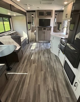 Jennifer's Jayco 261 BHS Travel Trailer