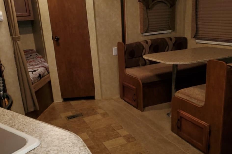 Dave's Coachmen Catalina 28 bhs Travel Trailer