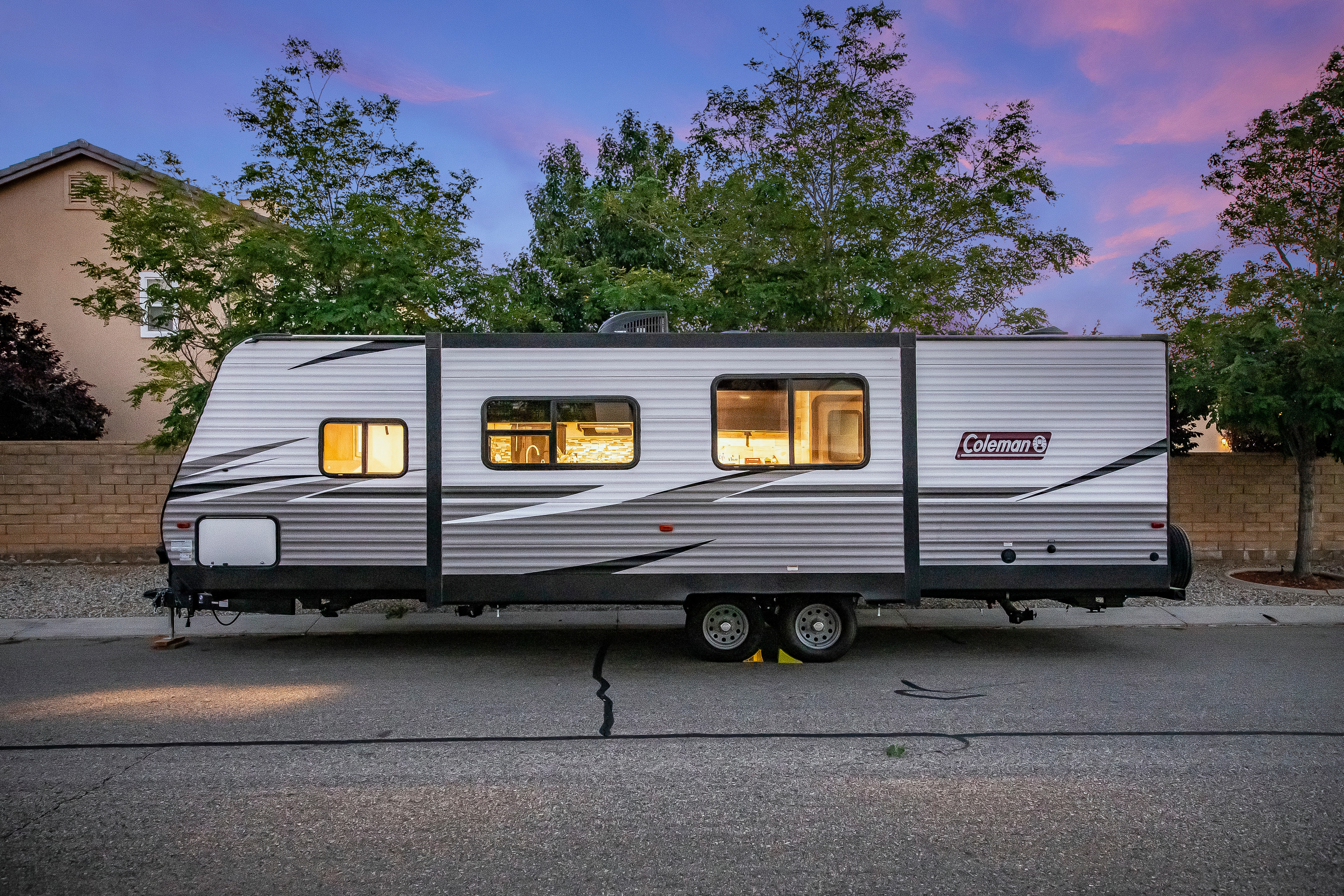 Rv Rentals Way of Life's Dutchmen Coleman Lantern 285BH Travel Trailer LC2