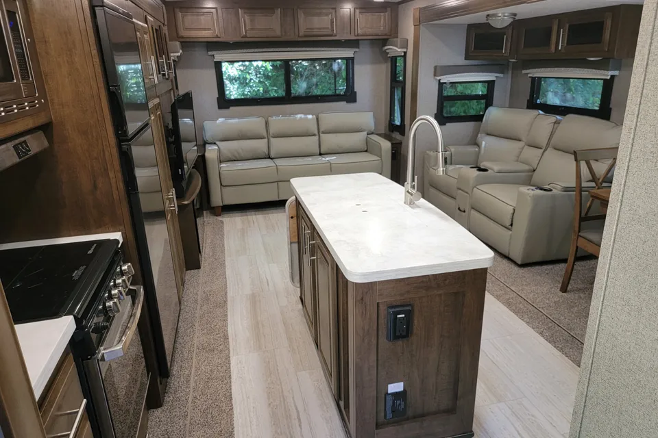2020 Rockwood Signature 8328BS, Luxury Camper, Sleeps 4!