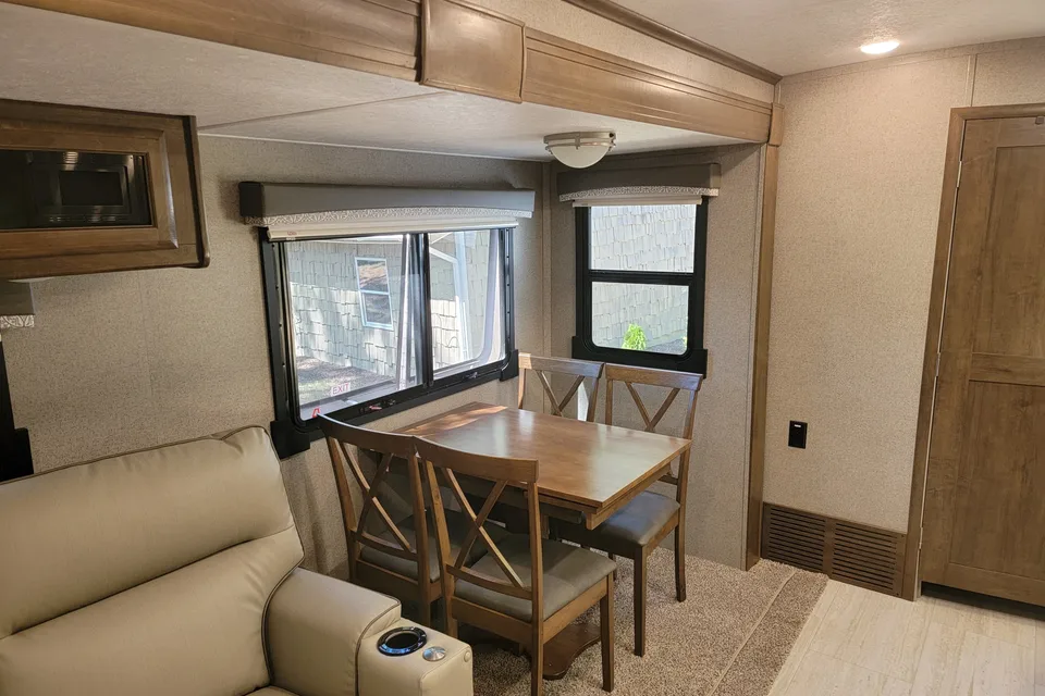 2020 Rockwood Signature 8328BS, Luxury Camper, Sleeps 4!