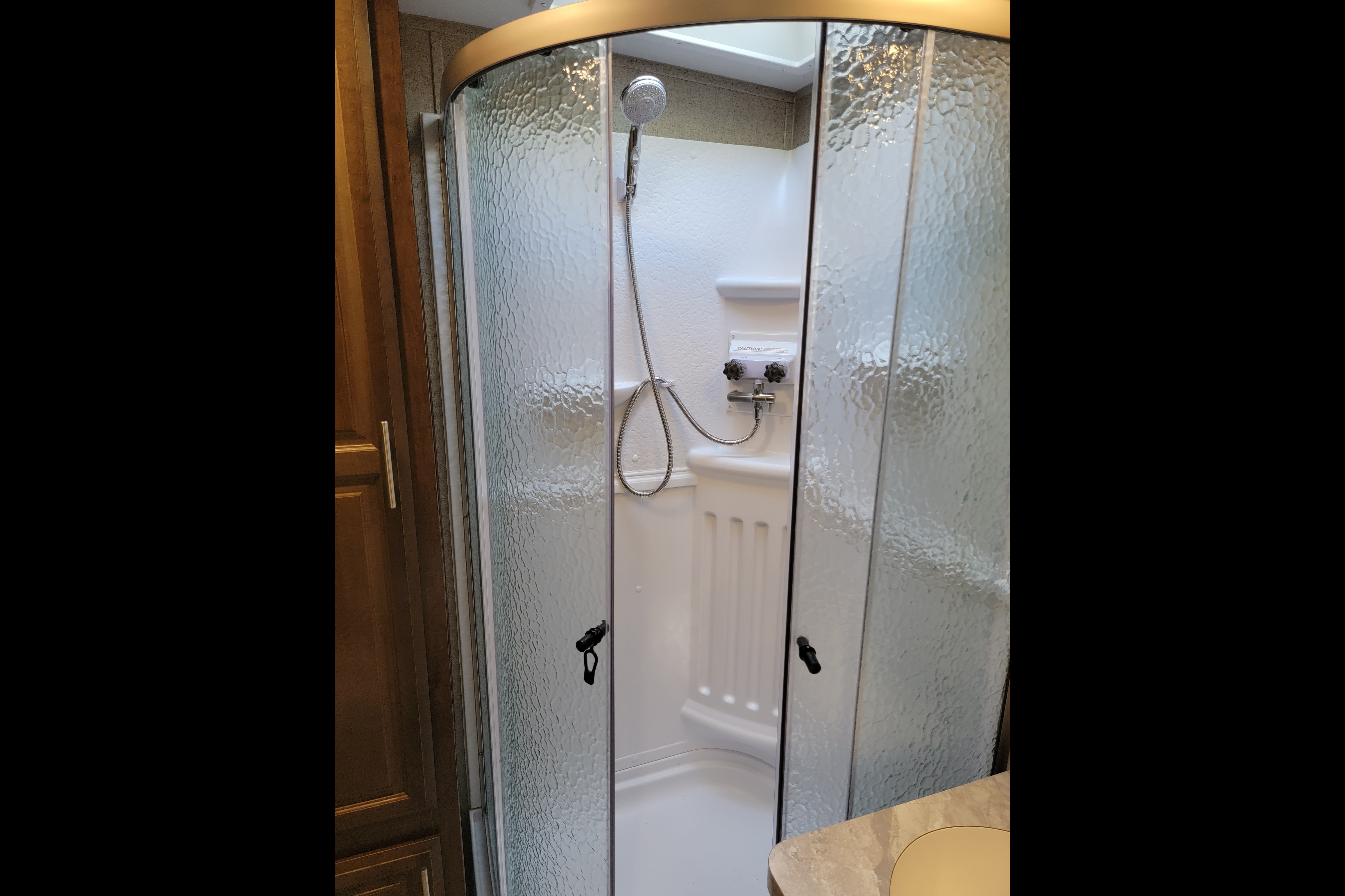 2020 Rockwood Signature 8328BS, Luxury Camper, Sleeps 4!