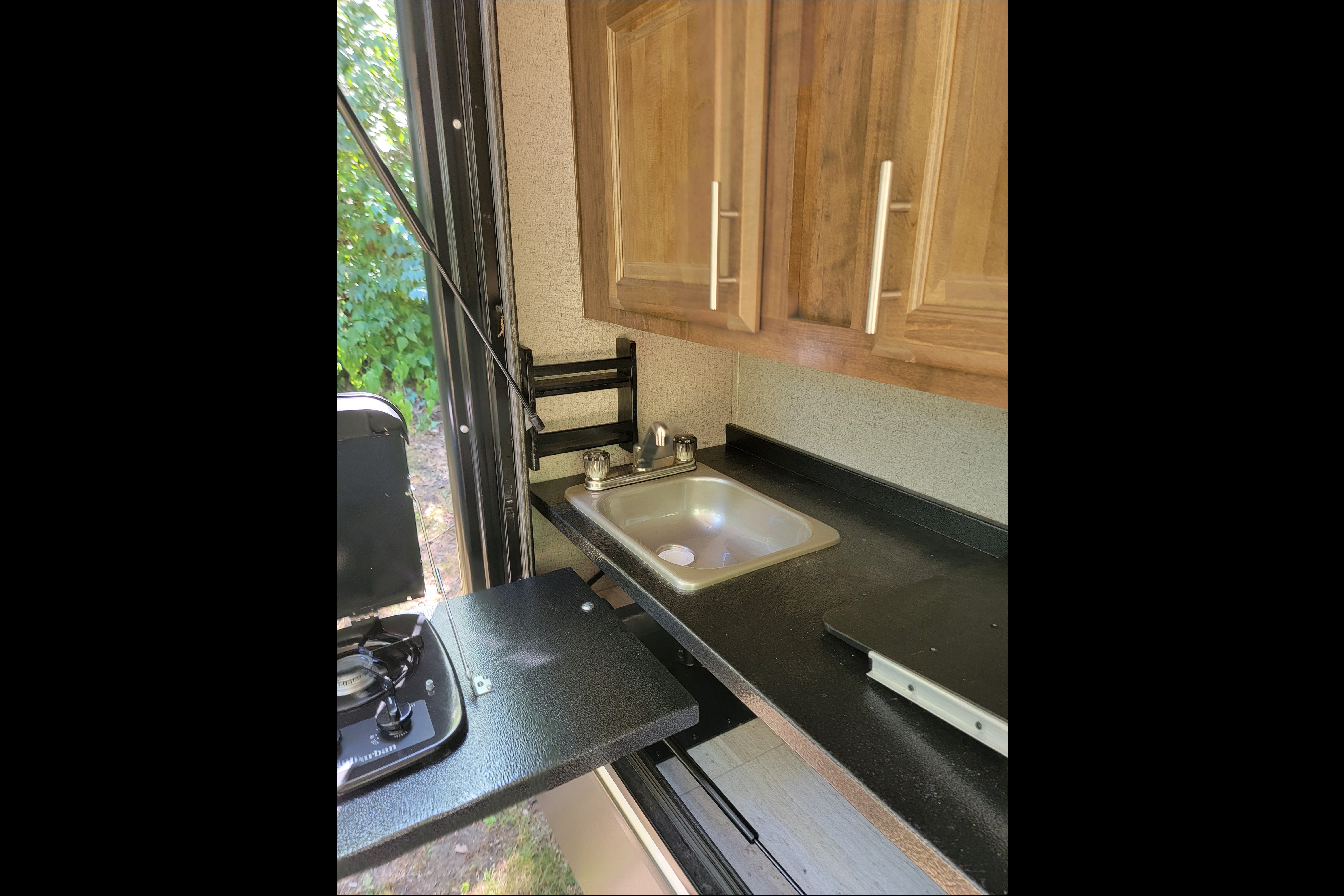 2020 Rockwood Signature 8328BS, Luxury Camper, Sleeps 4!