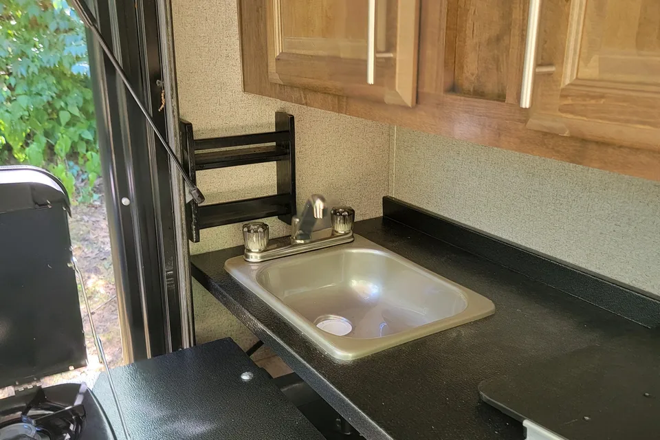 2020 Rockwood Signature 8328BS, Luxury Camper, Sleeps 4!