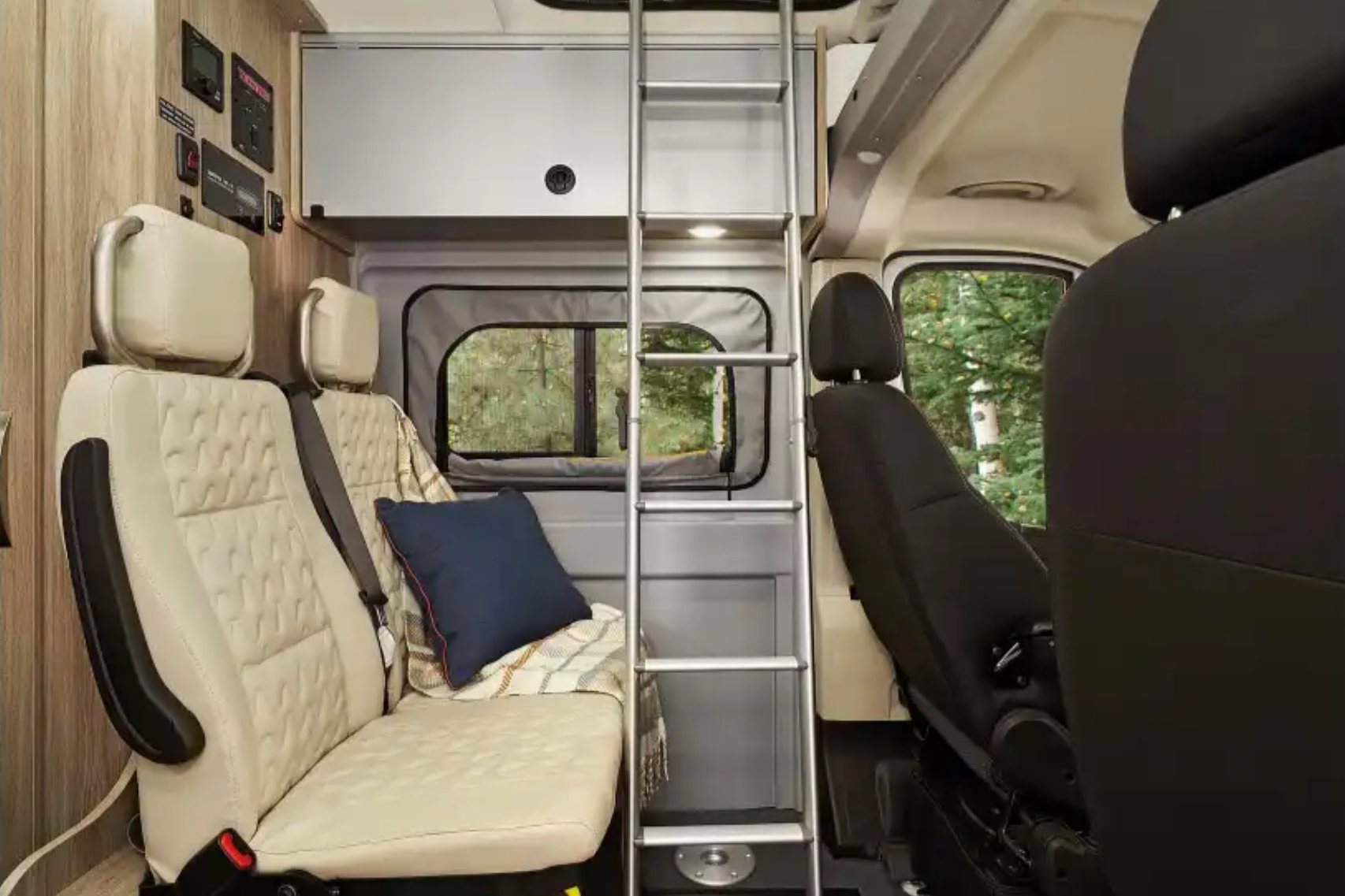 2023 Winnebago Solis 59P National Parks Edition 