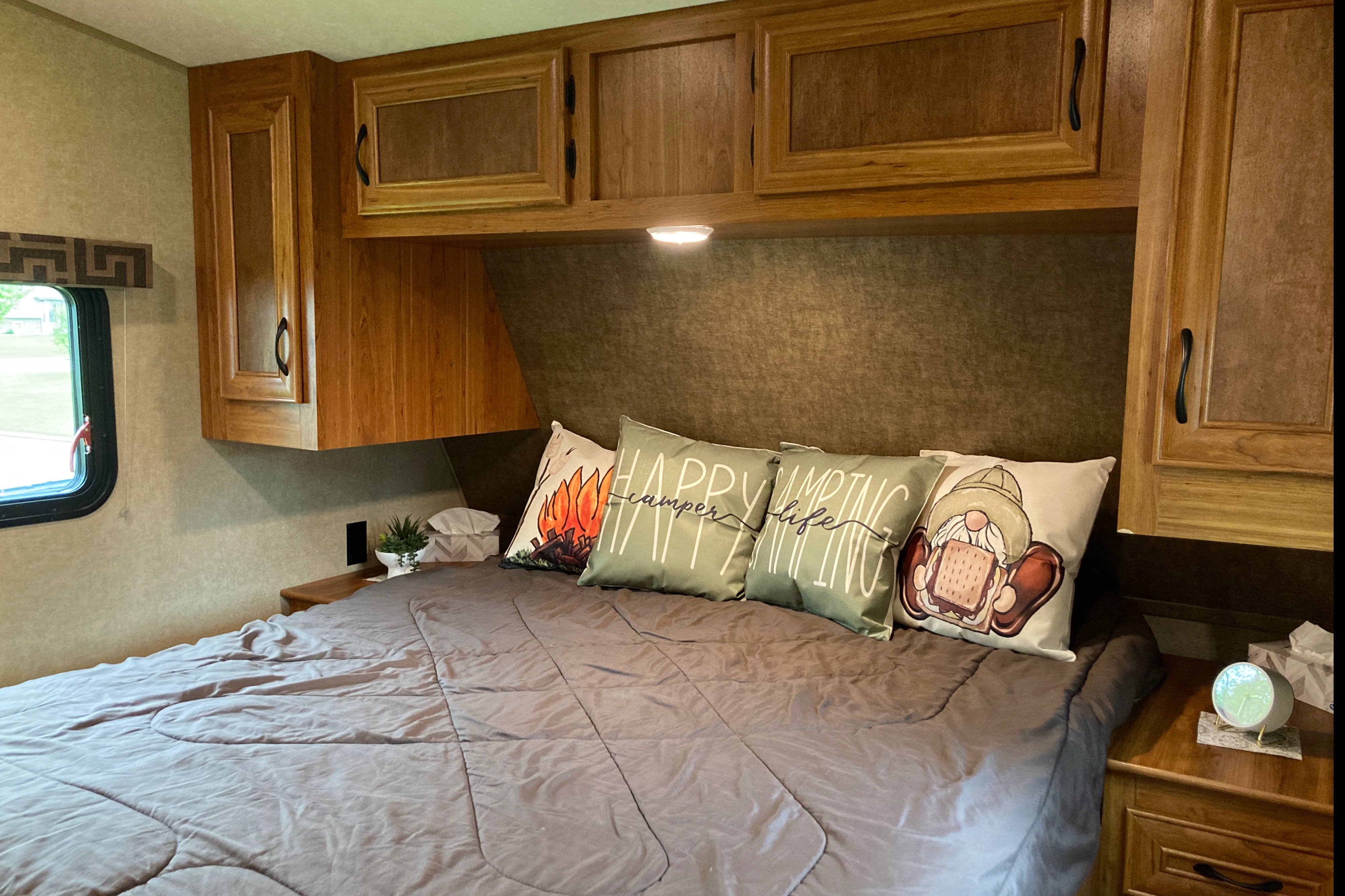 Lidia’s StarCraft fifth wheel